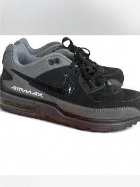 Nike Air Max Black and Gray Sneakers